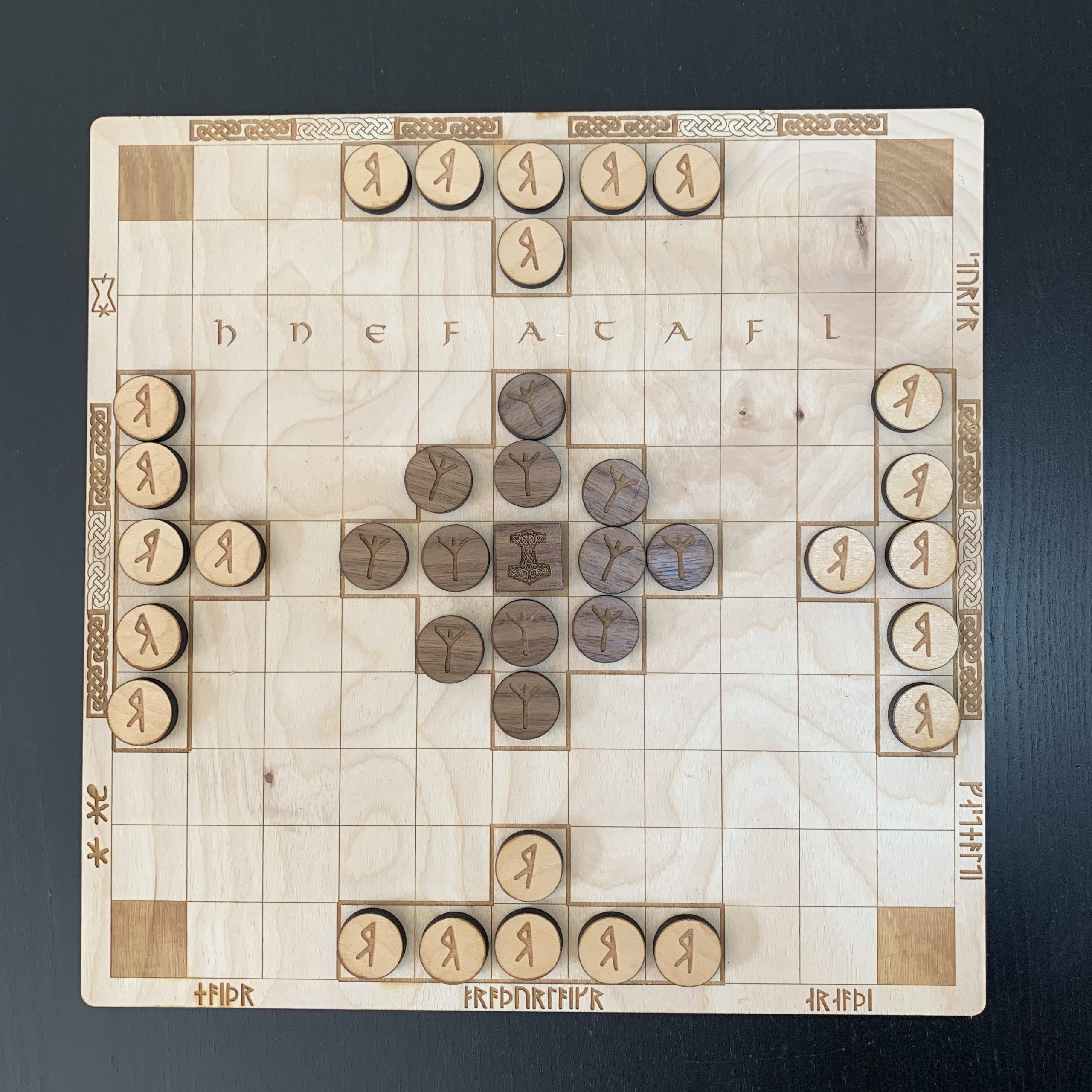 Hnefltafl - Viking Chess Game