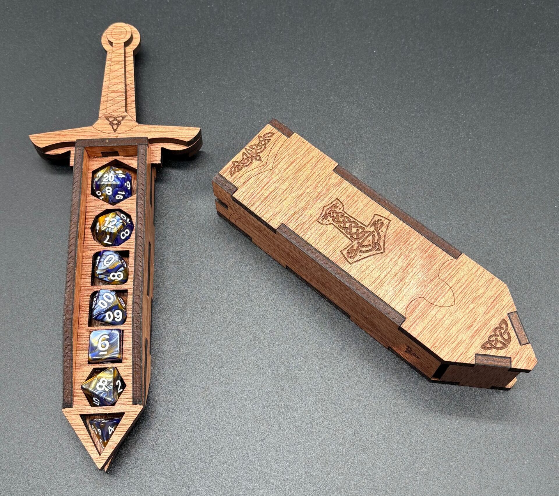 Dagger Dice Box